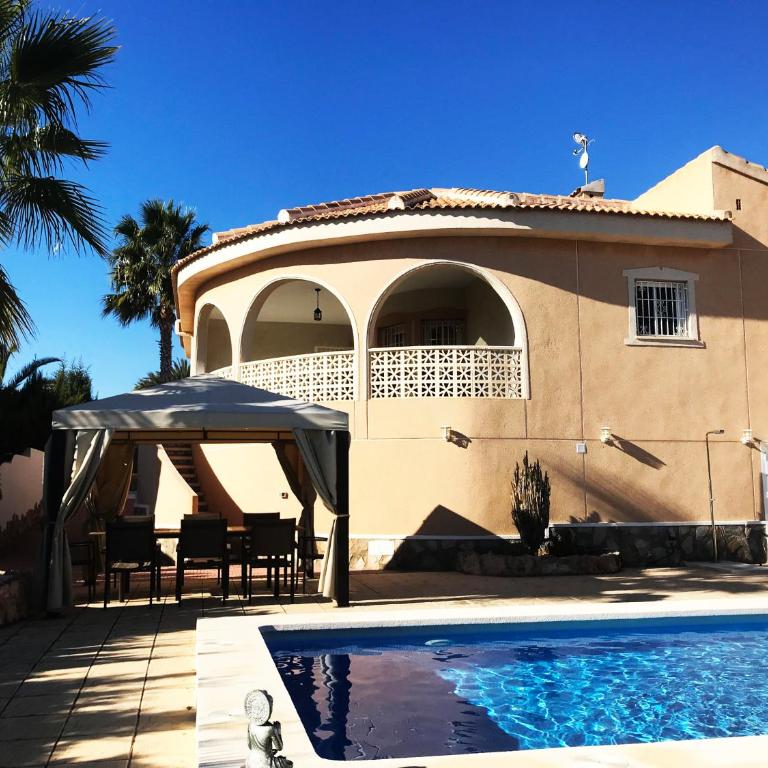 Villa Isla Lanzarote - Ciudad Quesada - Alicante - Villa de 3 dormitorios - 6