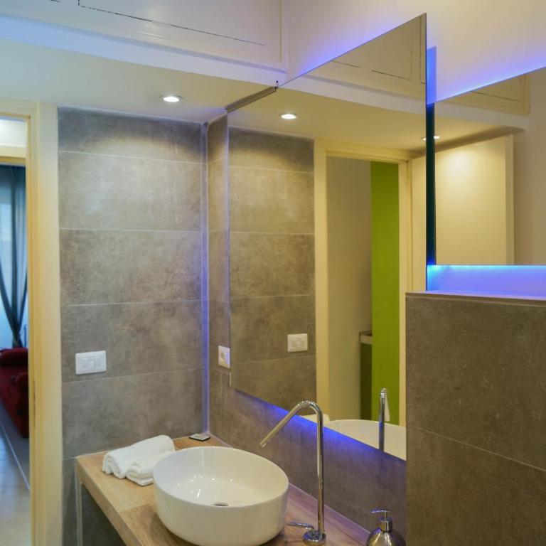 Re di Roma bright home - Casa con 2 Camere da Letto - 13