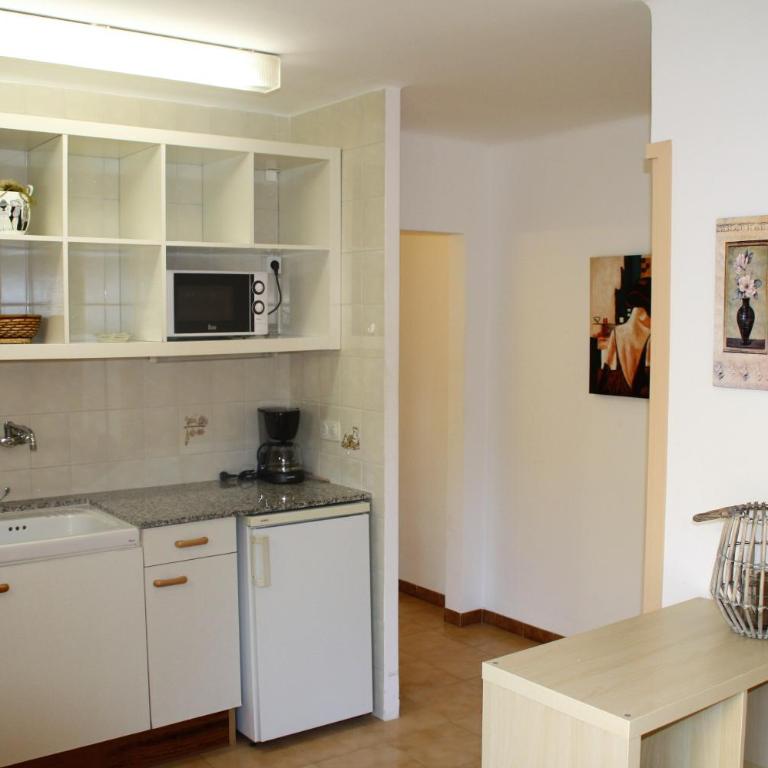 Apartaments Margarita Sabina Pinell - Apartamento Estudio - 4