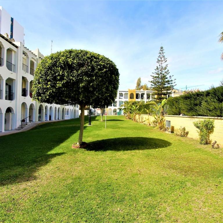 Apartamento Andalucía - A 100 metros de la playa, Camino recto sin cuestas - Piscina - One-Bedroom Apartment - 18