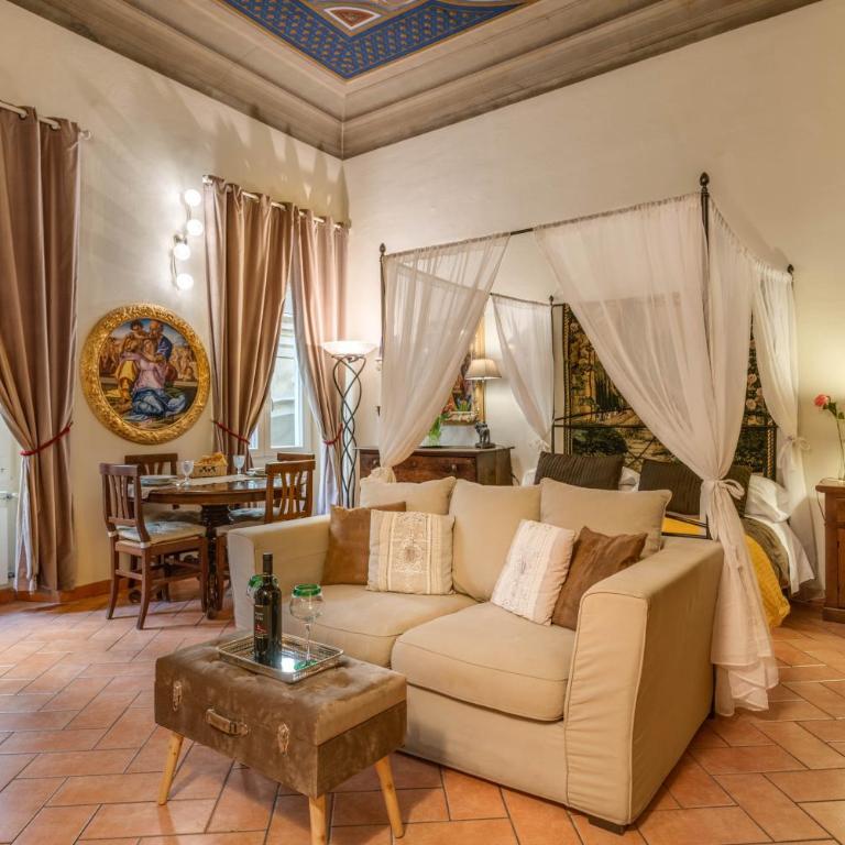 Dante States Apartments - Studio - 10