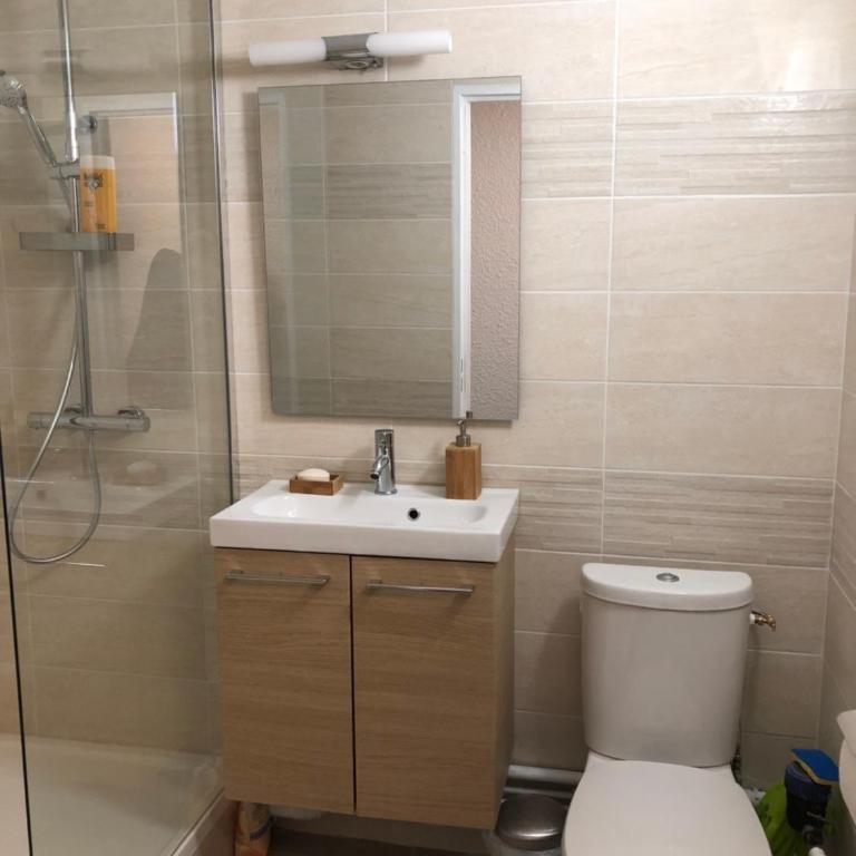 JOLI STUDIO HYPER CENTRE TRES PROCHE VIEUX PORT - Appartement - 17