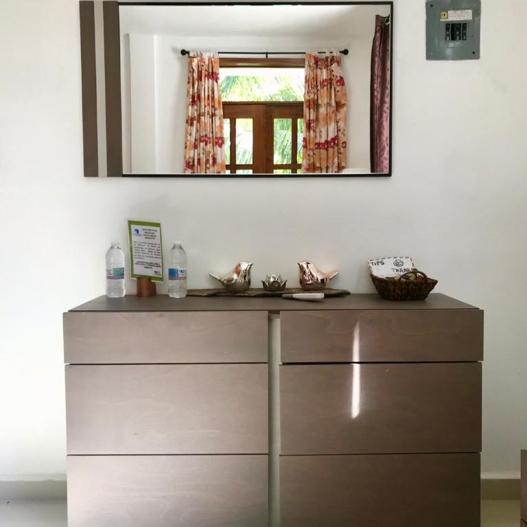 Ecocamping Yaxche - Suite con cama grande y balcón - 2