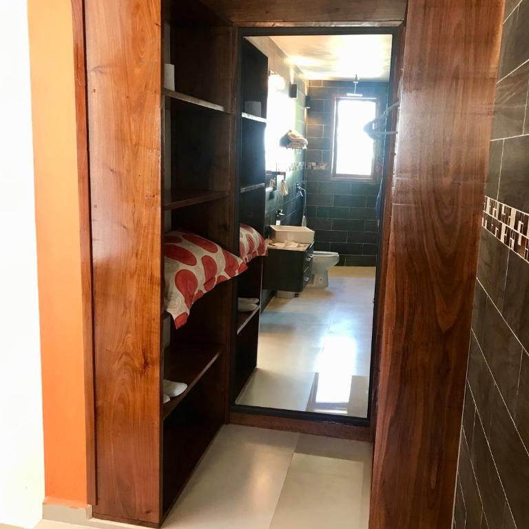 Ecocamping Yaxche - Suite con cama grande y balcón - 8