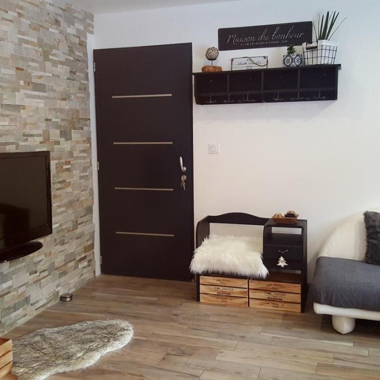MAISON FAMILIALE 3 ch. au CENTRE D'AX - Three-Bedroom House - 4