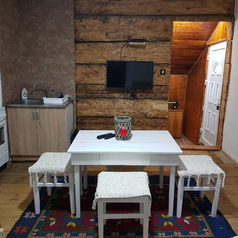 Apartments Javorje Zabljak - Two-Bedroom Apartment - 1