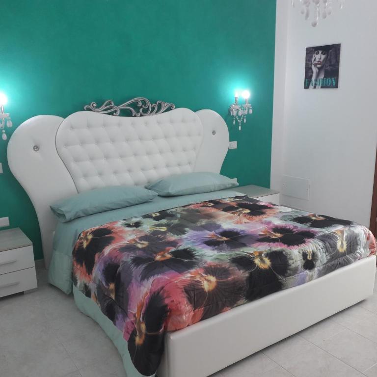 Affitta Camere Romy - Camera Matrimoniale Deluxe con Balcone - 3