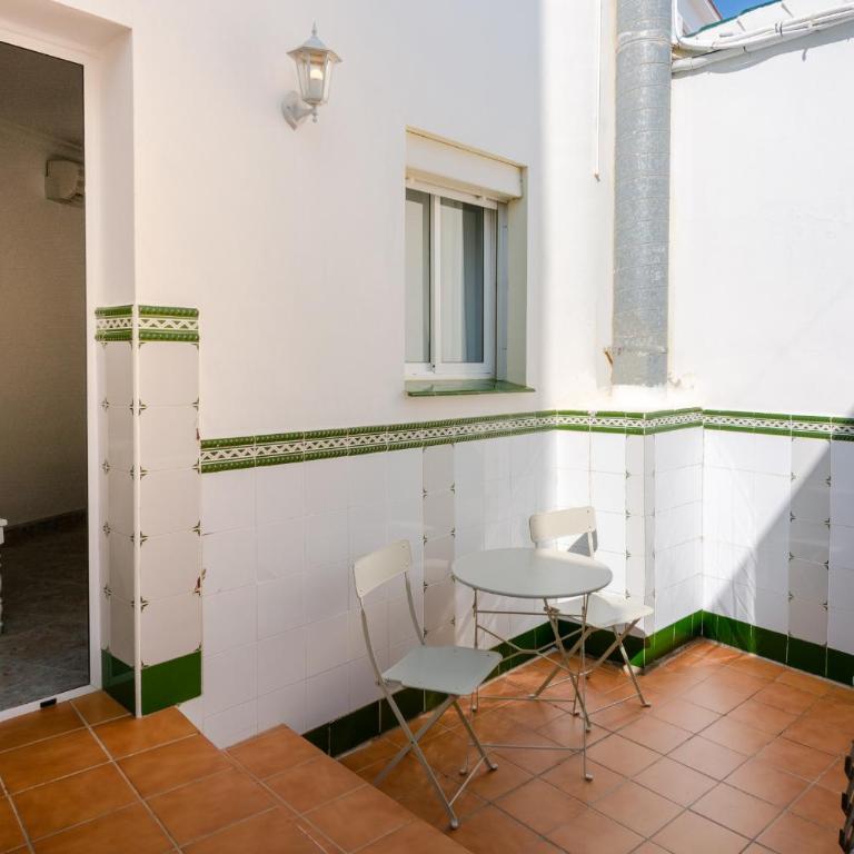 Hostal Boutique Luna de Nerja OLIVE OIL FREE DEGUSTATION & SALE - Habitación Doble con baño privado - 2