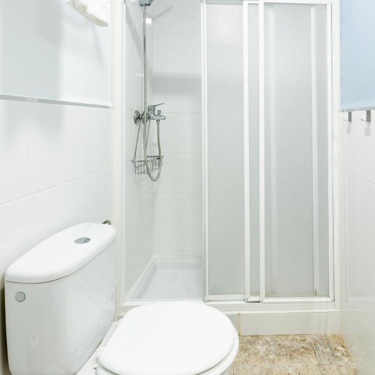 Hostal Boutique Luna de Nerja OLIVE OIL FREE DEGUSTATION & SALE - Habitación Doble con baño privado - 4
