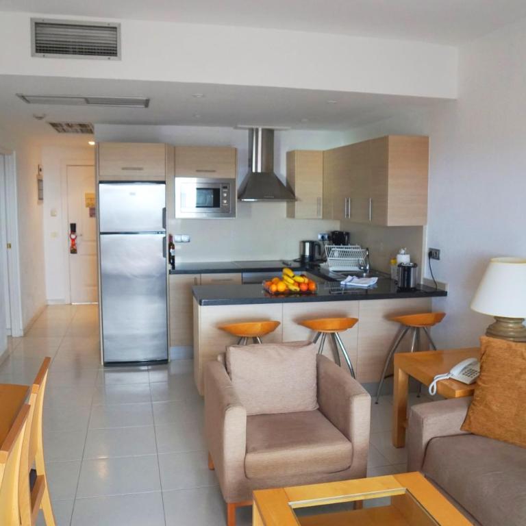 2-bedroom 4-star apartment in Los Christianos - Apartamento de 2 dormitorios con vistas al mar - 19