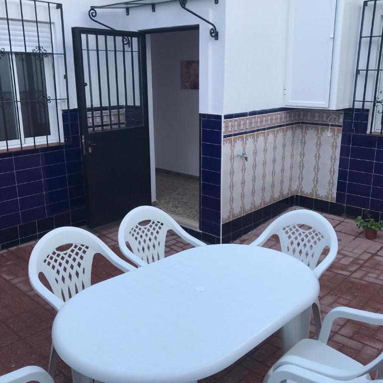 Casa patio ribera de córdoba - Casa de 3 dormitorios - 9
