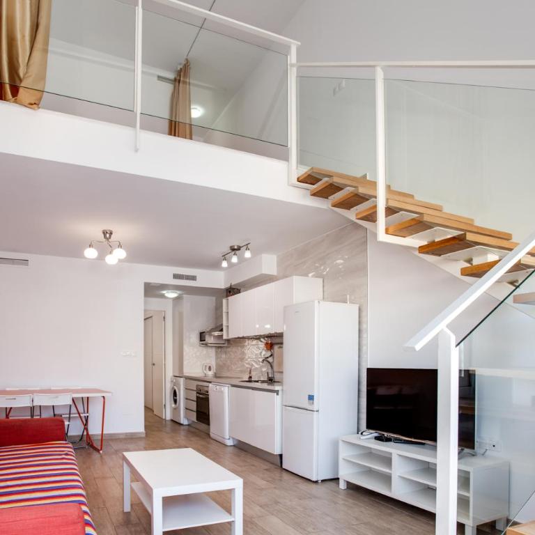 La Casa de Eduardo - Three-Bedroom Townhouse - 12