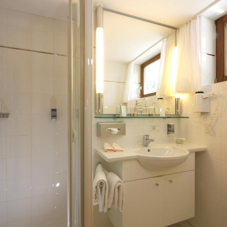 Hotel Post Sport- und Wellness - Premium Doppelzimmer mit Balkon - 3