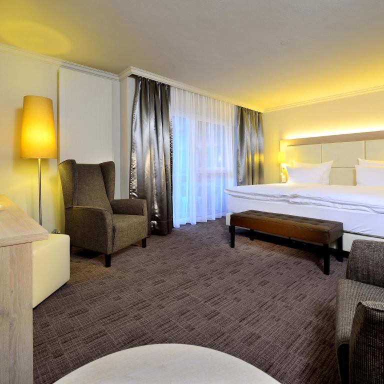 Hotel Barbarahof 4 stars Superior Adults Only "soft" from 10 years Summercard included - Panoramasuite mit Balkon - 1