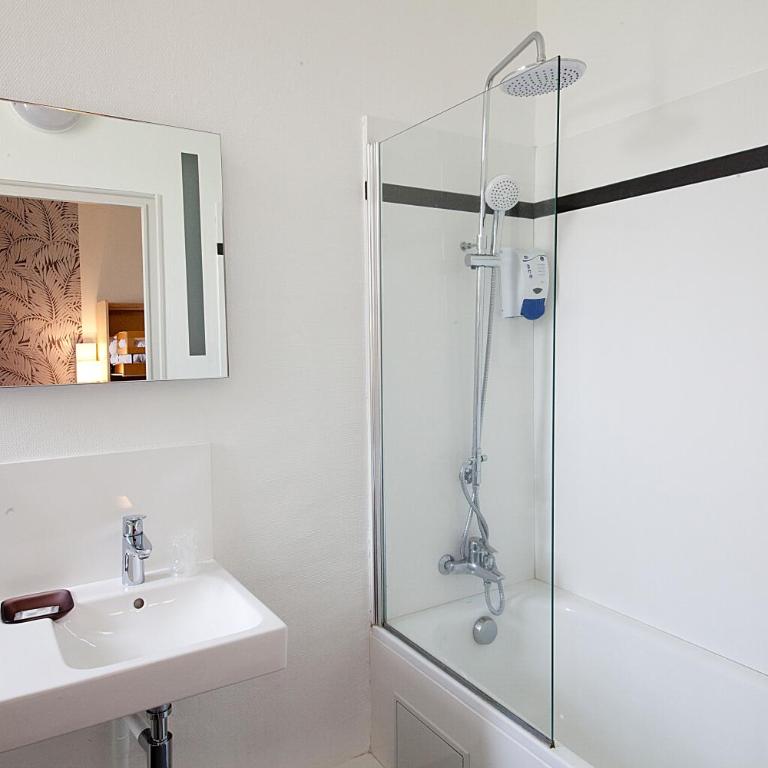 Hôtel Albert Elisabeth Gare SNCF - Chambre Lits Jumeaux - 4