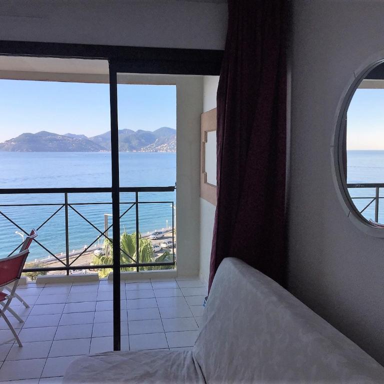 Cannes - view Cap Esterel - Appartement - 11