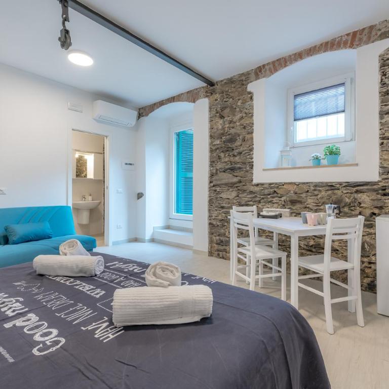 Il Giardino di Riomaggiore Suite - Triple Room with Private Bathroom - 1