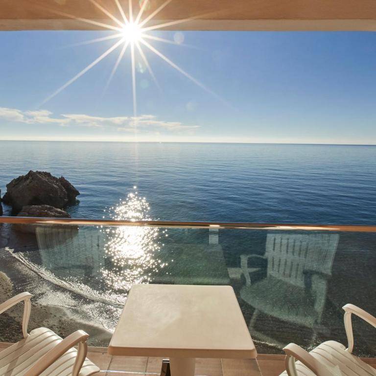 Hotel Balcón de Europa - Habitación Doble con vistas al mar y balcón - 1