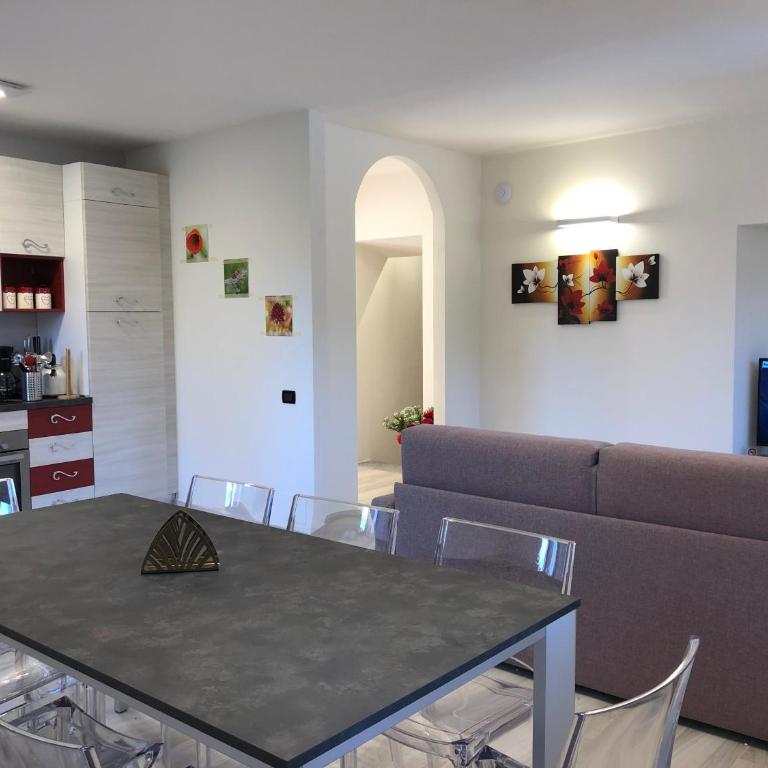 L' Antica Corte Lazzago - Appartamento con 2 Camere da Letto - 4