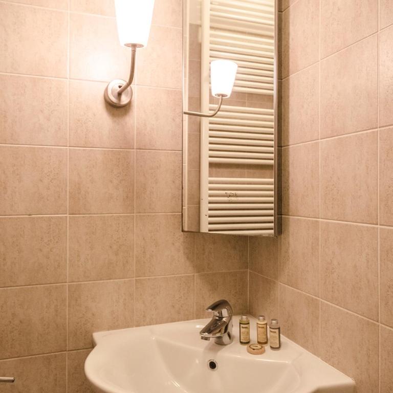 Appartamento Schiavonia, comfort in centro storico - Two-Bedroom Apartment - 31