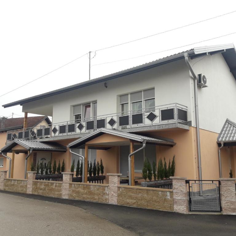 KAĆA APARTMANI 1 - Apartman sa 3 Spavaće Sobe - 8