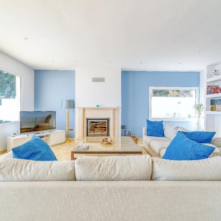 Preciosa villa con piscina, jardín y vistas al mar WIFI - Villa - 12