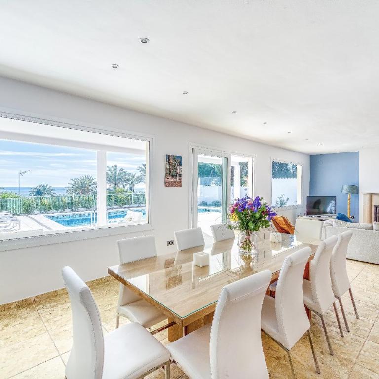 Preciosa villa con piscina, jardín y vistas al mar WIFI - Villa - 16
