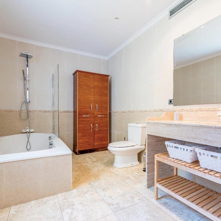 Preciosa villa con piscina, jardín y vistas al mar WIFI - Villa - 44