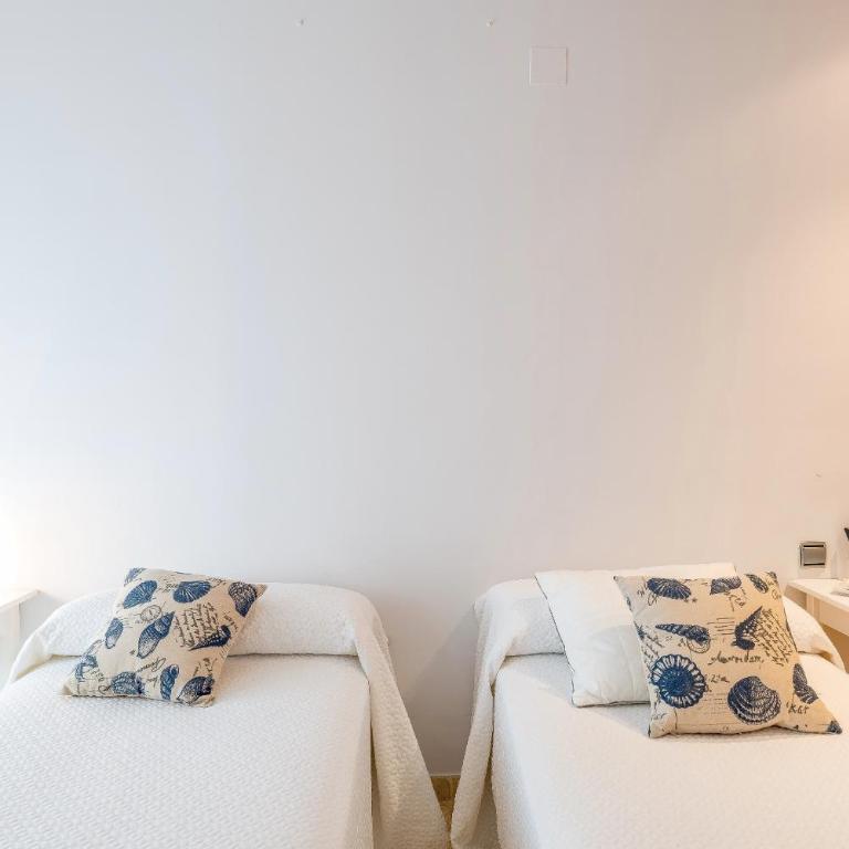 Preciosa villa con piscina, jardín y vistas al mar WIFI - Villa - 57