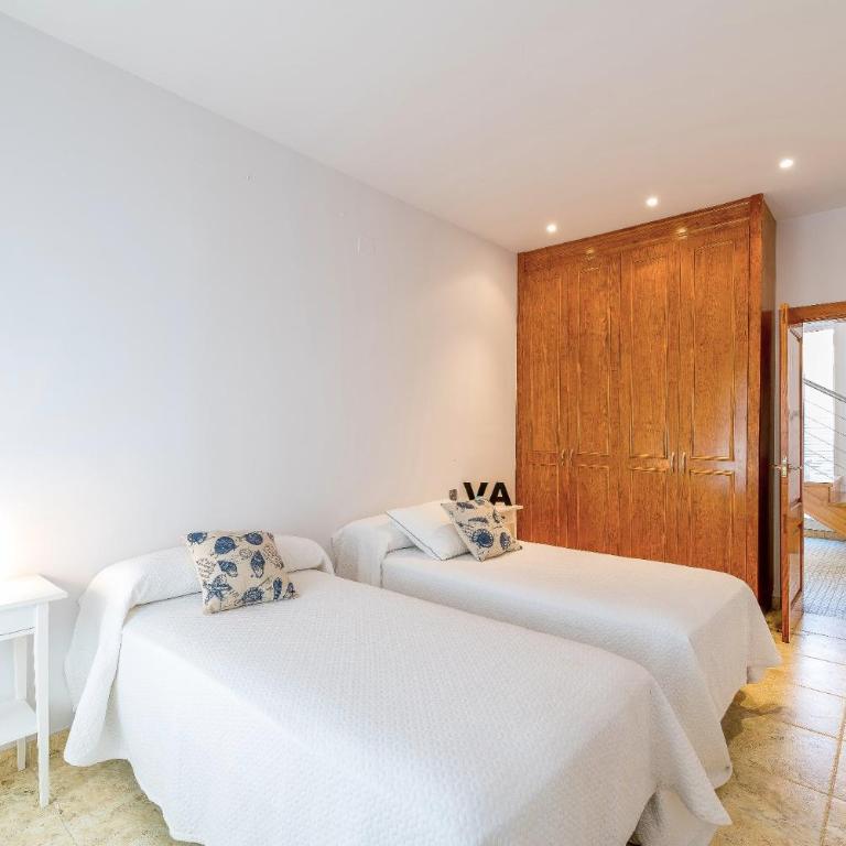 Preciosa villa con piscina, jardín y vistas al mar WIFI - Villa - 58
