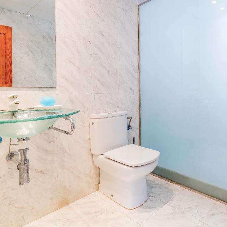 Preciosa villa con piscina, jardín y vistas al mar WIFI - Villa - 64