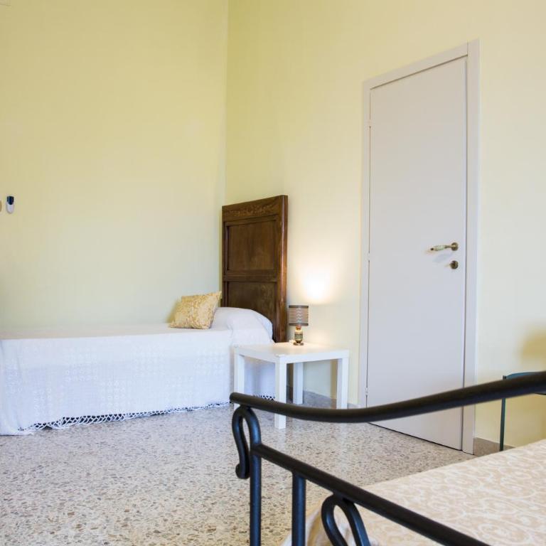 BellAqua - Triple Room with Private Bathroom - 17