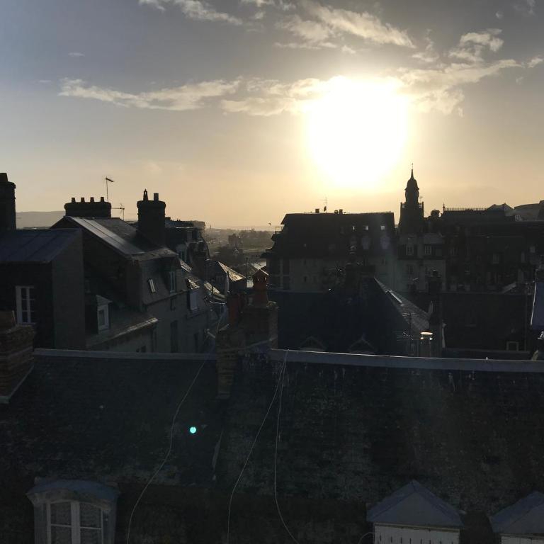 Le Cocooning T2 rénové et 5min à pied de la mer au cœur de Trouville - Apartamento - 11