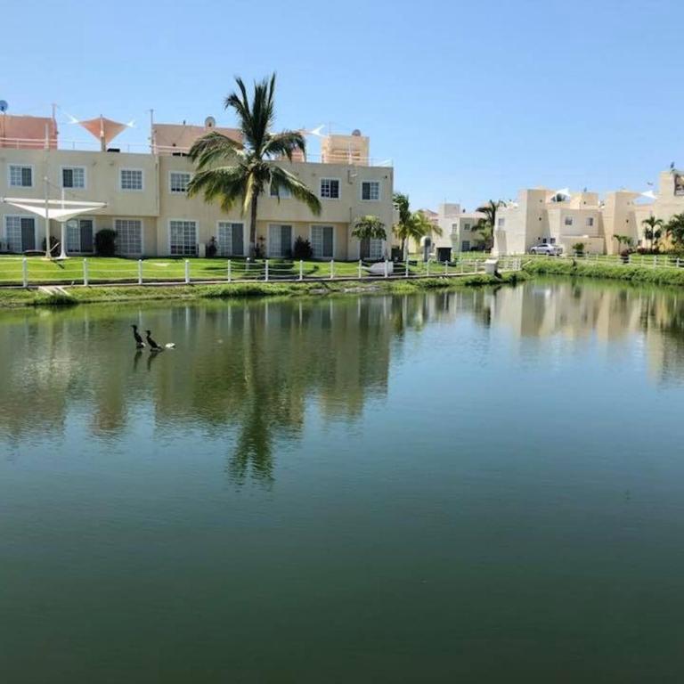 Renta de departamento en Acapulco Diamante - Apartamento de 2 dormitorios - 55
