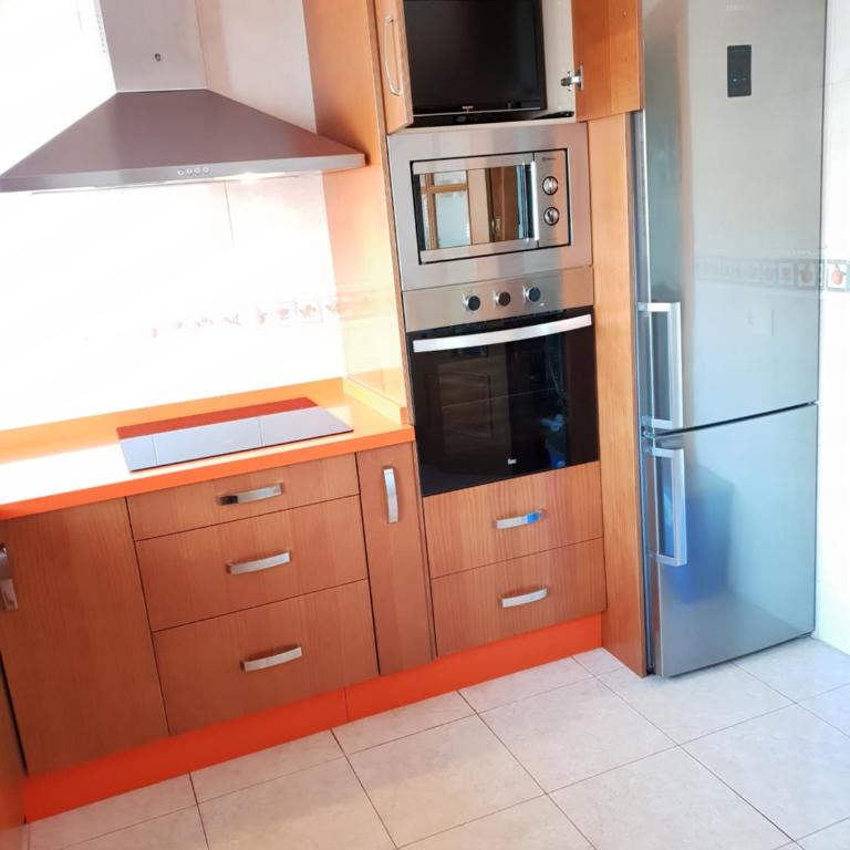 Rico Apartaments Ricosol - Three-Bedroom Apartment - 9