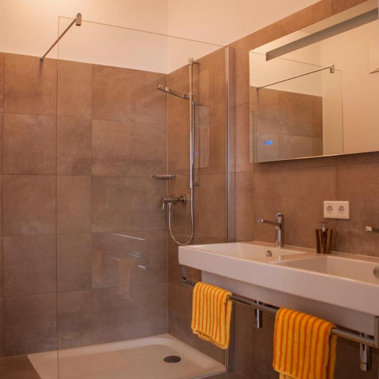 Aparthotel Bergtraum - Apartment mit 1 Schlafzimmer und Balkon - 31