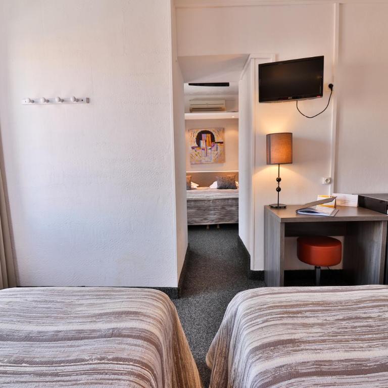 Hôtel le Chardon Bleu - Chambre Supérieure sans Balcon (2 Adultes + 2 Enfants) - 2e Étage - 2