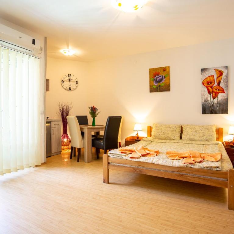 Guesthouse Sunny - Superior Porodična Soba - 2