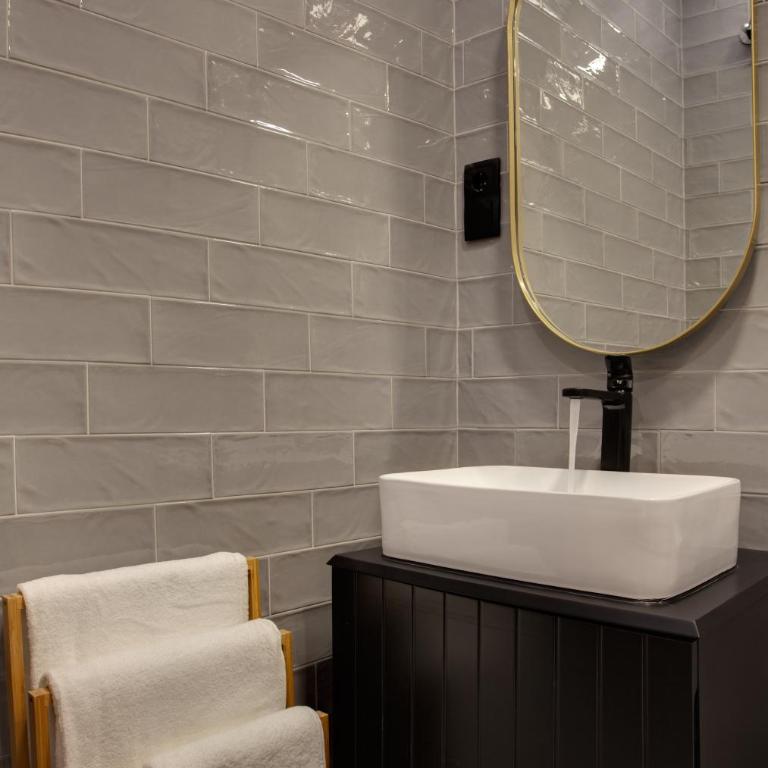 SUITES YOU Soho - Double Room - 10