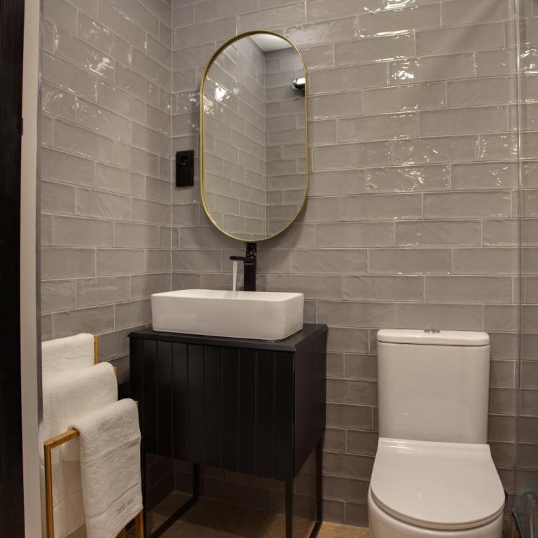 SUITES YOU Soho - Double Room - 3