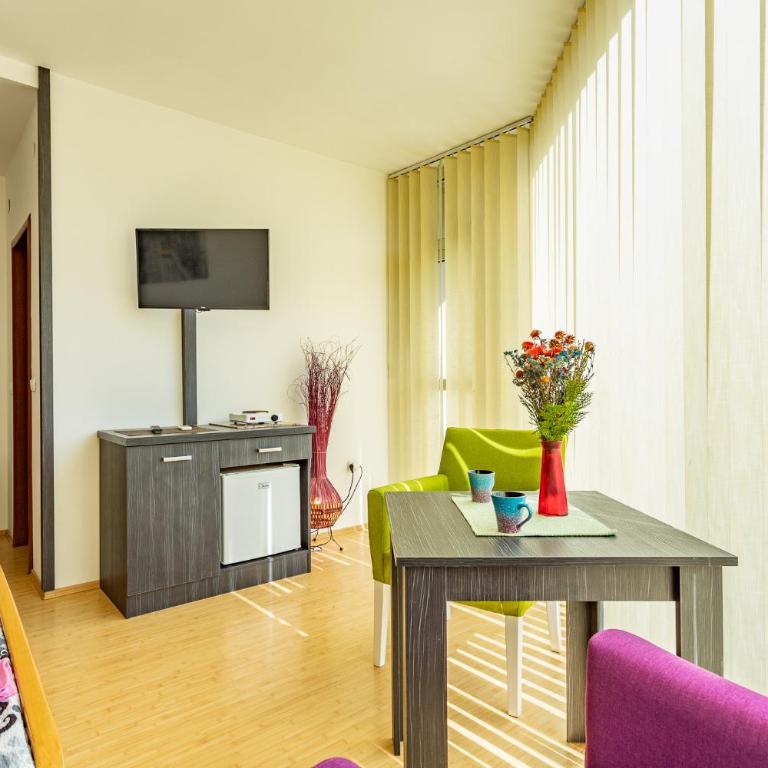 Guesthouse Sunny - Deluks Soba - 4