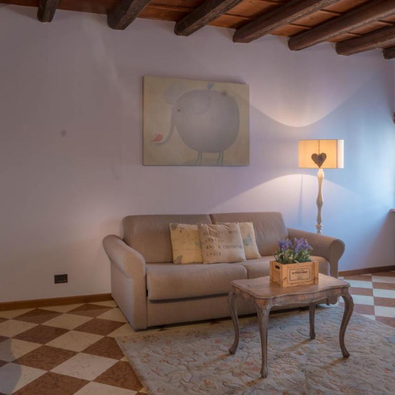 Casa Perotti - One-Bedroom Apartment - 27