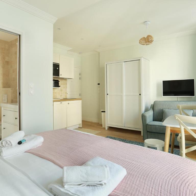 Résidence Grands Boulevards by Studio prestige - Studio - 2