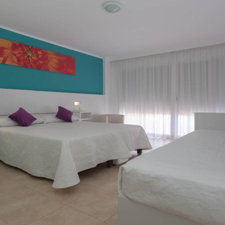 Hostal Costa Blanca - Habitación Triple - 15