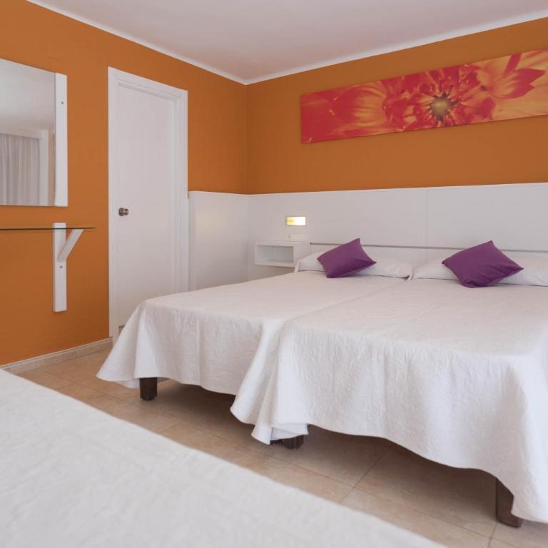 Hostal Costa Blanca - Habitación Triple - 21