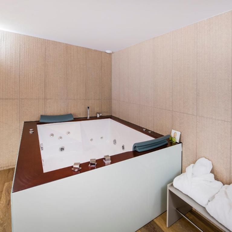 Barceló Ourense - Habitación Dúplex - 2