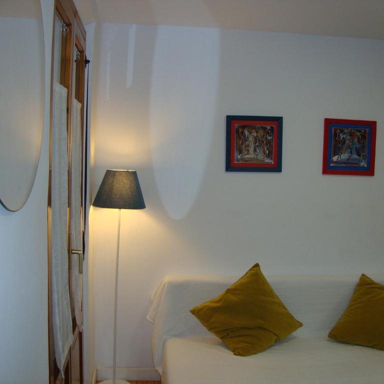 Calle Ansoleaga a 100 mts del Ayuntamiento - Apartment with Balcony - 14