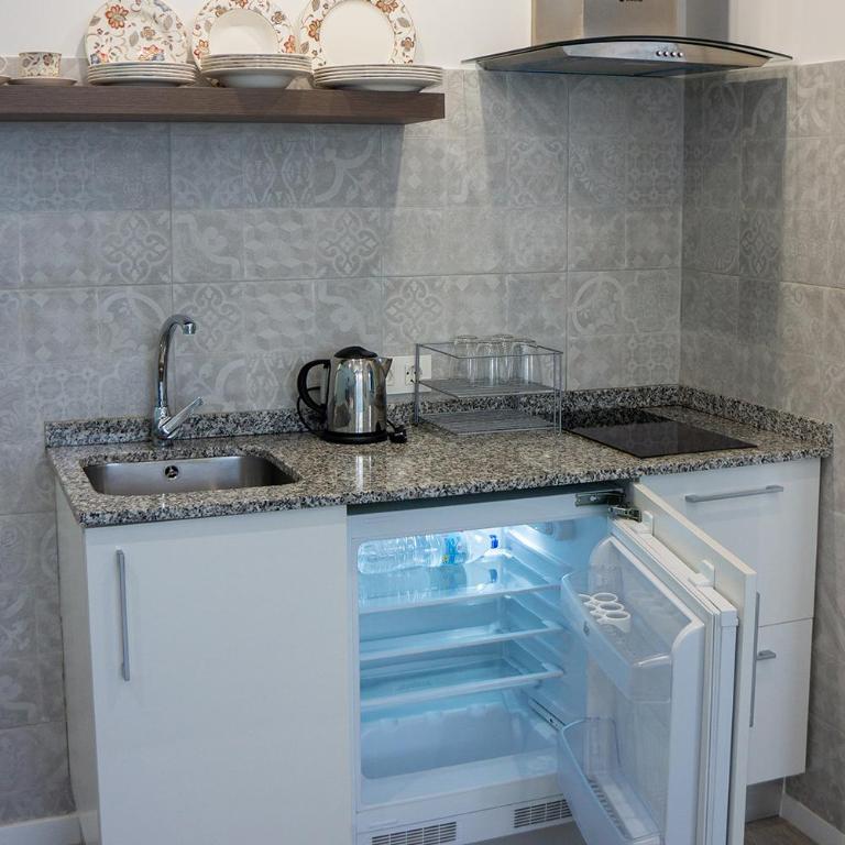 Apartamentos Sofia - Apartamento de 1 dormitorio con 1 cama grande o 2 camas individuales - 3