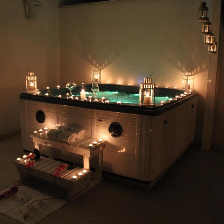 Ludwig Boutique Hotel & Spa - Suite Deluxe con Vasca Idromassaggio - 34
