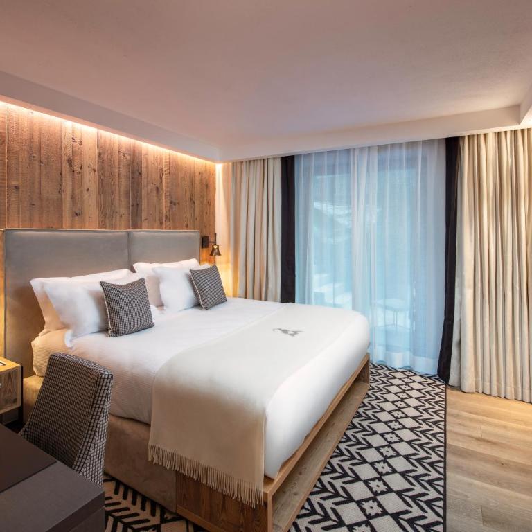 Le Massif Hotel & Lodge Courmayeur - The Leading Hotels of the World - Camera Matrimoniale Classic - 1